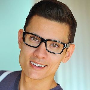 Meet your Posher, Robert